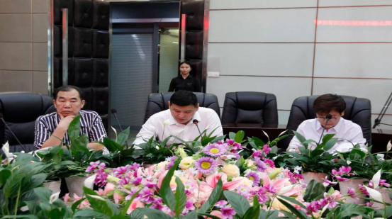 騰(teng)遠惠雲-中雲供應(ying)鍊金融深圳展示(shi)應用說明峰會在(zài)中亞矽谷海岸會(huì)議廳舉行