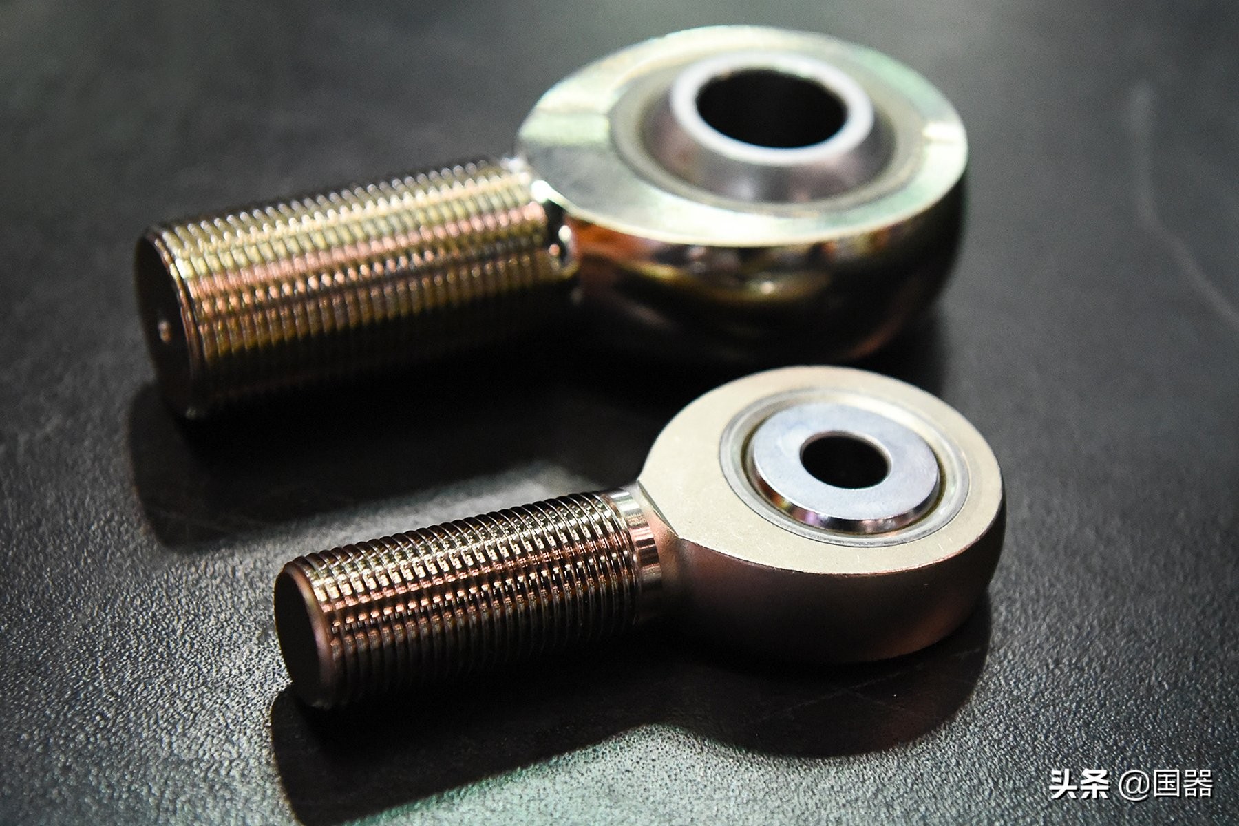 西方(fang)長期扼住中(zhōng)國關節軸承(cheng)，中企如何突(tū)破圍堵，并反(fan)向出口到美(měi)國